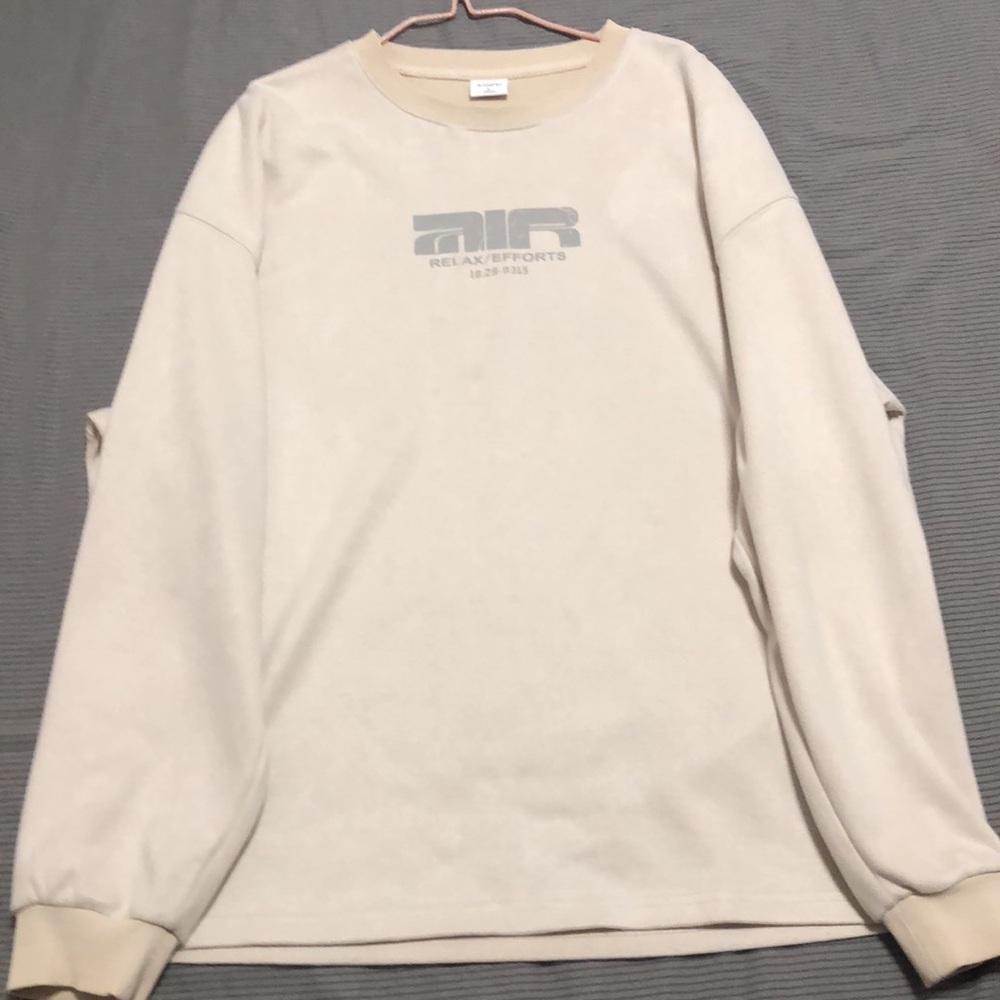 Men's white loose long sleeves